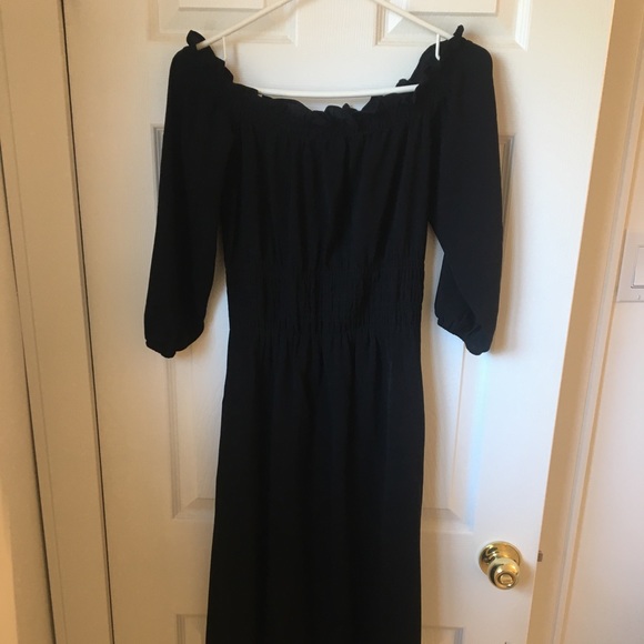 H&M Off-the-Shoulder Dress - Picture 4 of 5